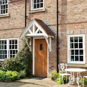  Apartment Monks Retreat United Kingdom